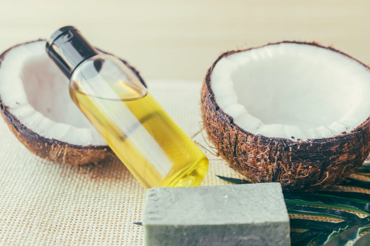 MCT Oil vs Coconut Oil: What’s the Difference (and Which Is Better?)