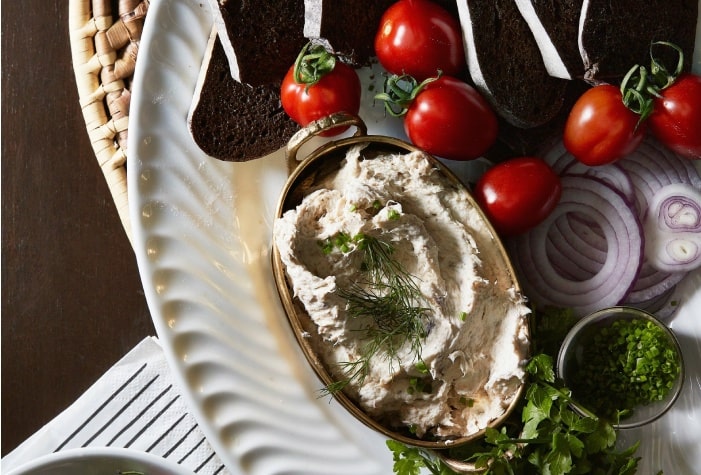 Nuri Spiced Sardines in Olive Oil serving suggestion; other ingredients not included