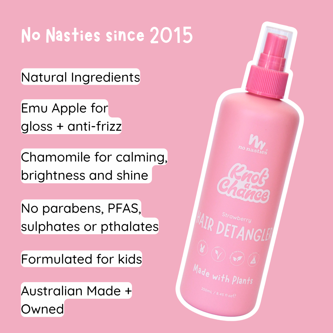 No Nasties Kids Hair Detangling Spray Strawberry 250ml lifestyle image 2